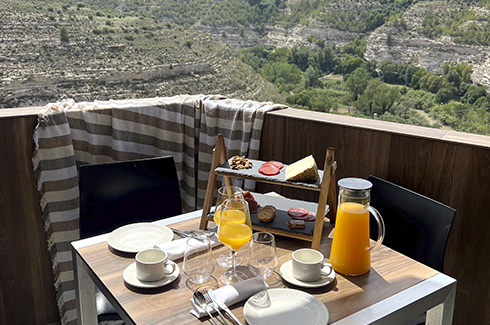 miniatura habitacion estandar balcon 4